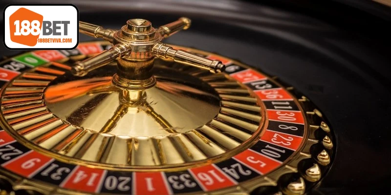 Game Roulette được hoạt động dựa trên bánh quay và quả bóng nhỏ 